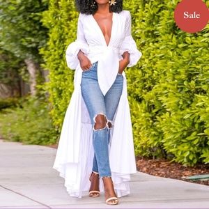 Elegant Chic V-Neck Blouse!